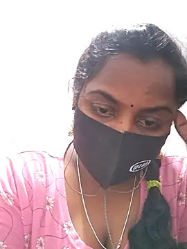 Snapshot of Tamil_Hot_Sindhu chatting on November 13, 2025, 5:34 pm Tamil Hot Sindhu online show from November 13, 2025, 5:34 pm