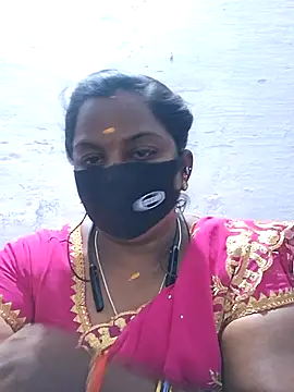 Snapshot of Tamil_Hot_Sindhu chatting on February 4, 2026, 5:30 pm Tamil Hot Sindhu online show from February 4, 2026, 5:30 pm