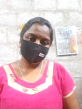 Snapshot of Tamil_Hot_Sindhu chatting on February 18, 2026, 6:04 pm Tamil Hot Sindhu online show from February 18, 2026, 6:04 pm