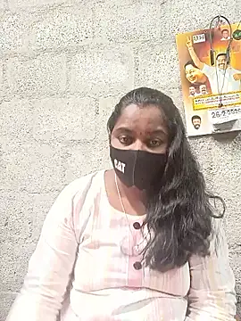 Snapshot of Tamil_Hot_Sindhu chatting on February 27, 2026, 6:35 am Tamil Hot Sindhu online show from February 27, 2026, 6:35 am