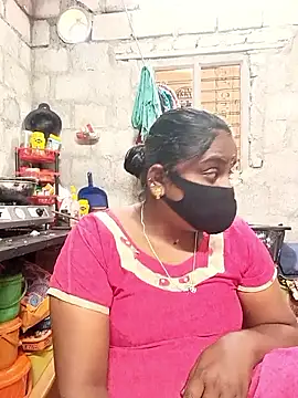 Snapshot of Tamil_Hot_Sindhu chatting on March 3, 2026, 5:35 am Tamil Hot Sindhu online show from March 3, 2026, 5:35 am