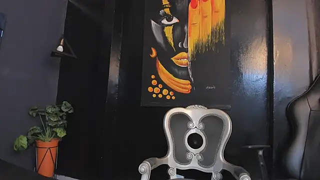 Snapshot of Valka_Ross chatting on October 16, 2025, 11:17 pm Valka Ross online show from October 16, 2025, 11:17 pm