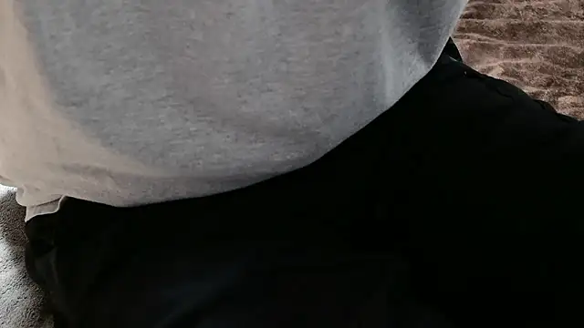 Snapshot of kei_tanaka77 chatting on October 3, 2025, 7:49 am kei tanaka77 online show from October 3, 2025, 7:49 am