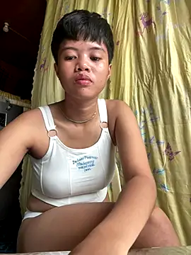 Snapshot of Obre17 chatting on October 11, 2025, 5:28 am Obre17 online show from October 11, 2025, 5:28 am