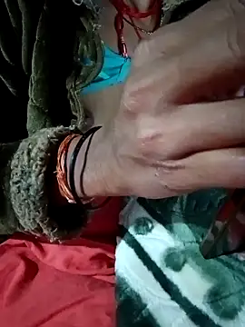 Snapshot of Lona2525 chatting on February 13, 2026, 10:17 pm Lona2525 online show from February 13, 2026, 10:17 pm