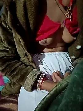 Snapshot of Lona2525 chatting on February 20, 2026, 8:53 pm Lona2525 online show from February 20, 2026, 8:53 pm