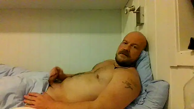 Snapshot of Real_viking chatting on October 23, 2025, 8:18 pm Real viking online show from October 23, 2025, 8:18 pm
