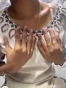 Nencycute1 online show from October 6, 2025, 2:47 pm