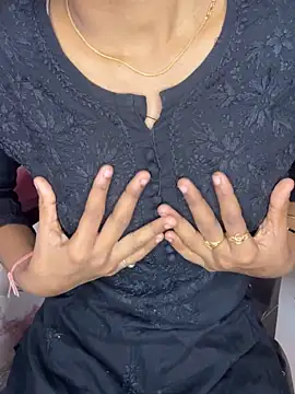 Nencycute1 online show from October 13, 2025, 5:40 am