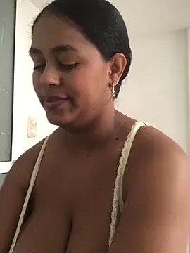 MelissaSam  online show from May 27, 2026, 7:00 pm