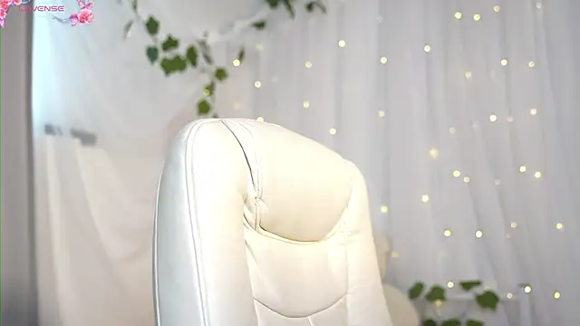 Snapshot of misska__ chatting on October 9, 2025, 8:45 am misska online show from October 9, 2025, 8:45 am