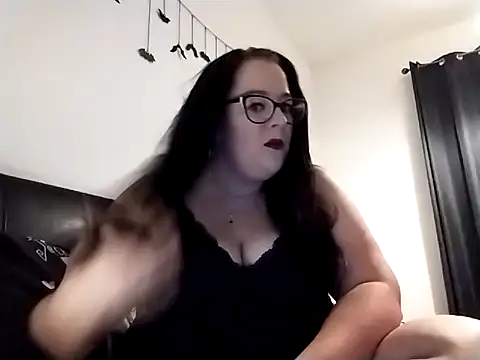 CuteLacexx online show from October 13, 2025, 8:09 pm