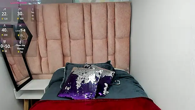 Issa Milf   online show from February 28, 2026, 12:17 pm