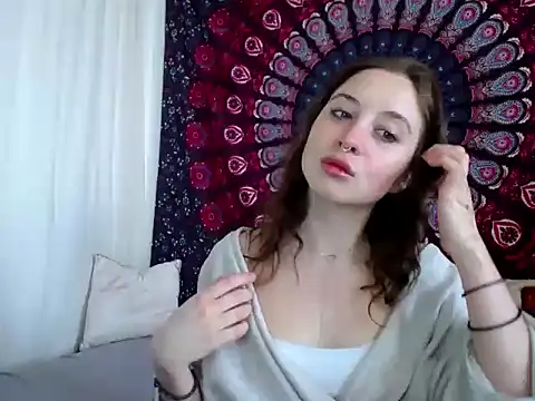 AdalynKiss online show from March 10, 2026, 7:13 am