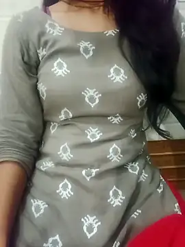 Meenu rani6 online show from October 5, 2025, 3:21 pm