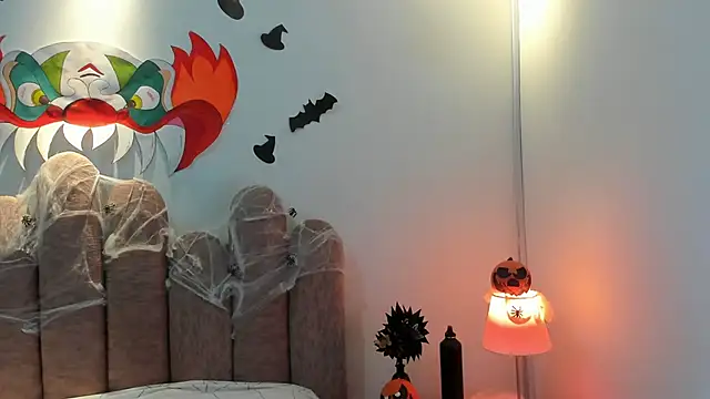 Daisy93  online show from October 15, 2025, 12:16 pm