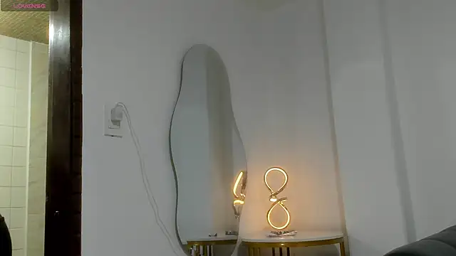 Misaki Kai online show from April 1, 2026, 5:30 am