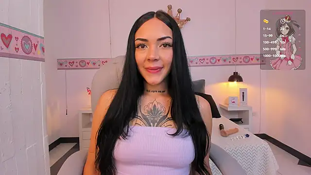 Snapshot of AndreaG_ chatting on October 19, 2025, 3:51 am AndreaG online show from October 19, 2025, 3:51 am