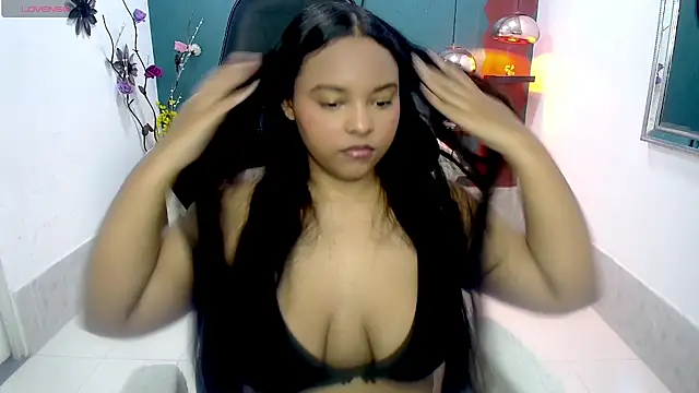 carollkiss online show from October 10, 2025, 11:53 am