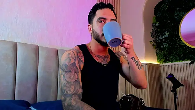 Snapshot of Dante_Dimarco chatting on September 30, 2025, 11:32 pm Dante Dimarco online show from September 30, 2025, 11:32 pm