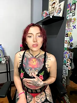 SelenaRouge1 online show from December 4, 2025, 4:11 am