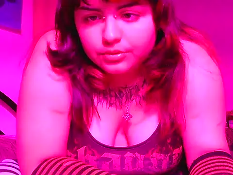 Snapshot of crucifxcked chatting on October 26, 2025, 12:49 am crucifxcked online show from October 26, 2025, 12:49 am