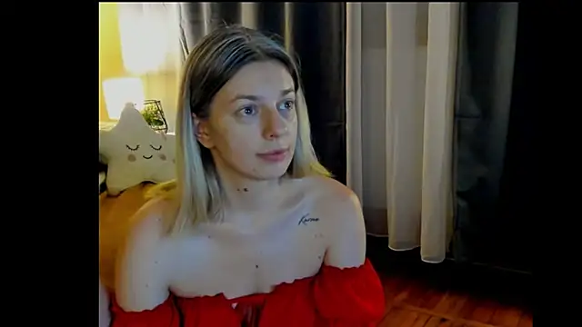 AnaLure online show from October 20, 2025, 10:10 pm