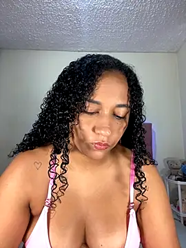 jesicamonroe44 online show from October 30, 2025, 1:01 pm