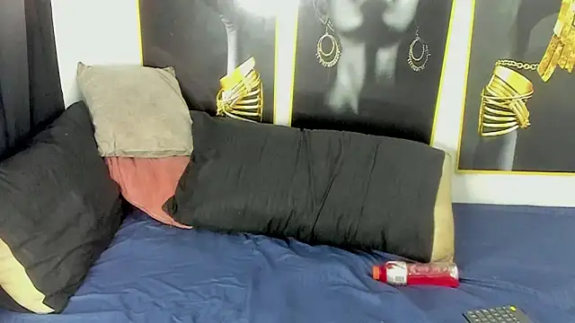 Snapshot of HotJake_hall chatting on October 31, 2025, 1:06 am HotJake hall online show from October 31, 2025, 1:06 am