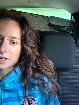 GoldenPussy1329 online show from October 18, 2025, 7:20 am