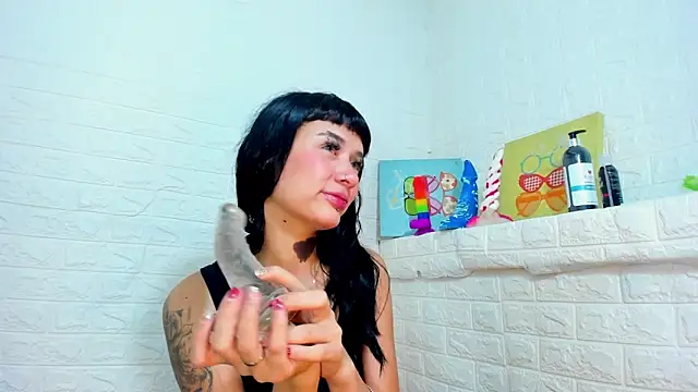 MelanyHarrysHH online show from October 13, 2025, 5:18 am