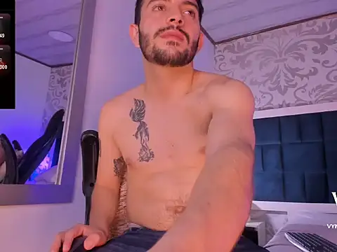 Snapshot of VynnyBlacke_ chatting on February 5, 2026, 4:17 am VynnyBlacke online show from February 5, 2026, 4:17 am