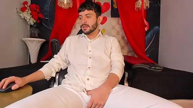 Snapshot of VynnyBlacke_ chatting on February 15, 2026, 5:04 am VynnyBlacke online show from February 15, 2026, 5:04 am