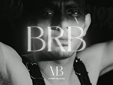 Snapshot of VynnyBlacke_ chatting on February 25, 2026, 4:55 am VynnyBlacke online show from February 25, 2026, 4:55 am