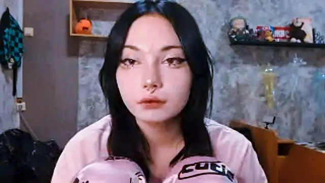 Beeping Creature online show from November 30, 2025, 3:27 pm