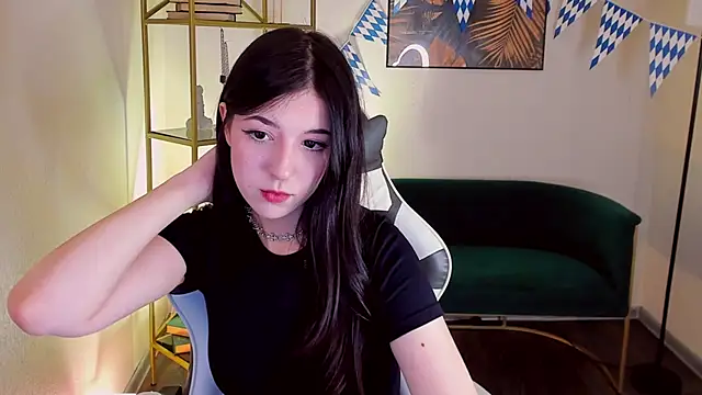 Snapshot of Azaliya_Haze chatting on September 27, 2025, 10:31 am Azaliya Haze online show from September 27, 2025, 10:31 am