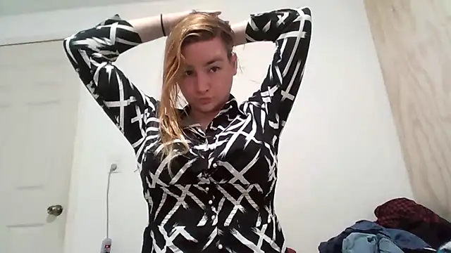 vagimosa online show from October 15, 2025, 9:20 am