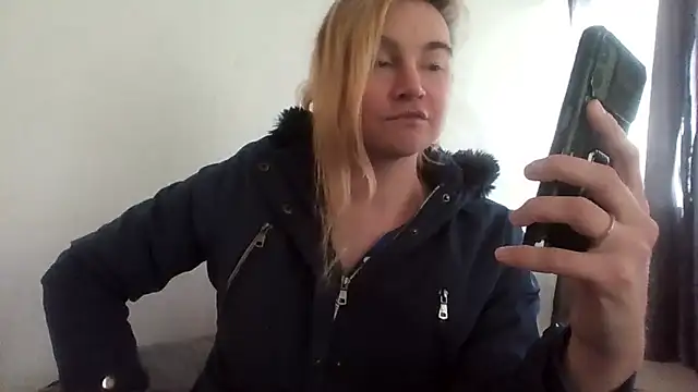 vagimosa online show from November 28, 2025, 6:10 pm