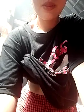 Tuelam xx online show from October 19, 2025, 2:56 am