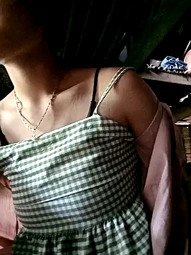 Tuelam xx online show from October 23, 2025, 5:29 am