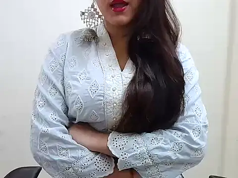 your lena online show from October 11, 2025, 5:50 am