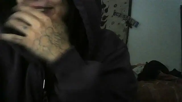 Snapshot of cutiefeet00 chatting on October 8, 2025, 12:30 am cutiefeet00 online show from October 8, 2025, 12:30 am