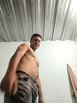 Snapshot of Dani156y chatting on October 16, 2025, 4:35 am Dani156y online show from October 16, 2025, 4:35 am