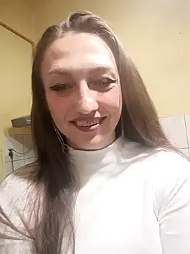 CoMiZrobiszJakMnieZlap666 online show from October 22, 2025, 9:14 pm