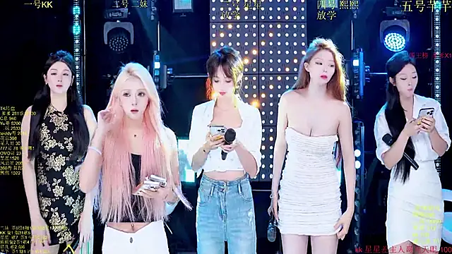 Comebaby-007 online show from October 13, 2025, 1:16 am