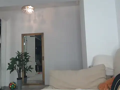 Aillineee1 online show from October 28, 2025, 8:55 pm