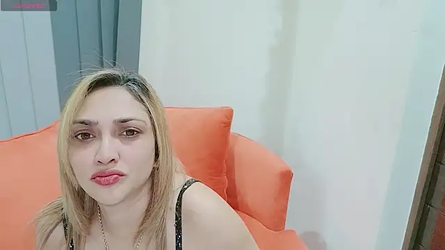 INDIANROMANCE online show from June 24, 2026, 9:36 pm