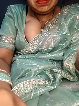 Snapshot of Hot__bhabhi_99 chatting on June 10, 2026, 3:50 am Hot bhabhi 99 online show from June 10, 2026, 3:50 am