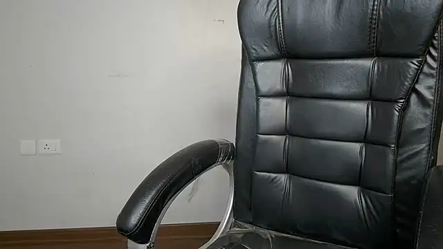 Snapshot of mooonlightbaby chatting on April 11, 2026, 6:45 pm mooonlightbaby online show from April 11, 2026, 6:45 pm