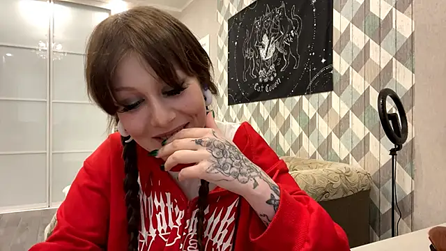 Snapshot of RebelKitsune chatting on October 16, 2025, 11:55 am RebelKitsune online show from October 16, 2025, 11:55 am